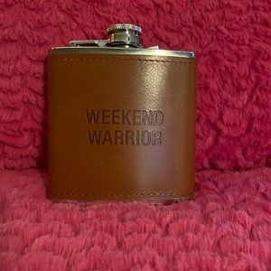 🧡 NWT Brown Flask